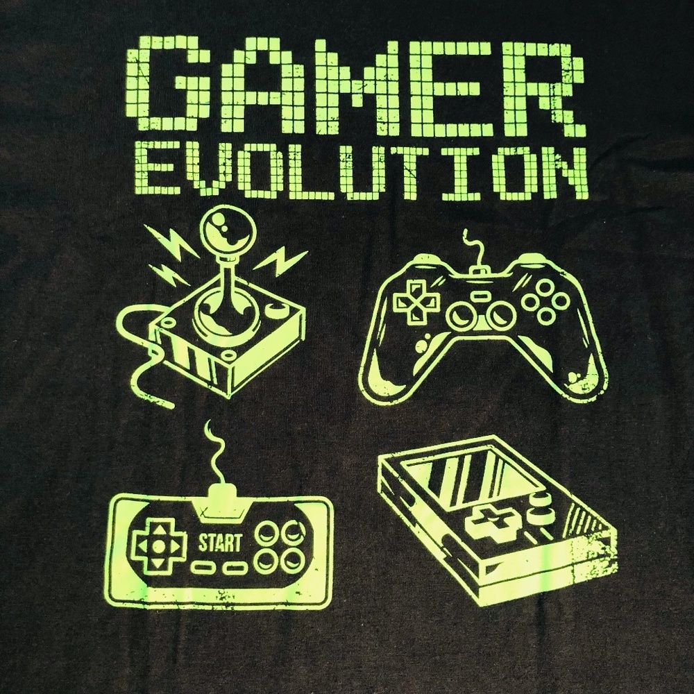 ADTN Mens Gamer Evolution Black M Logo Graphic Tee  Crewneck Short sleeve
